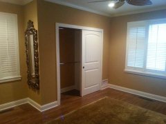 closet2.jpg